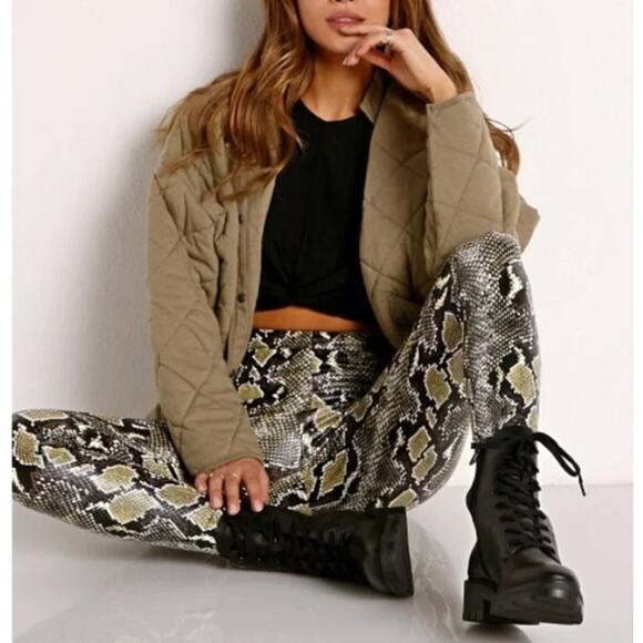 Commando Faux Leather Animal Print Legging in Olive Snake large - Picture 1 of 14